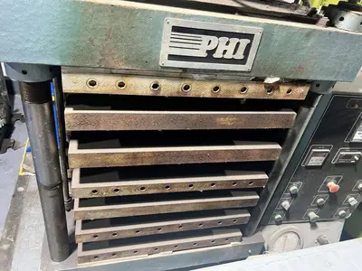 USED 1998 PHI PHI 75R2424S-7CCS-KY 1 S5 PRESS