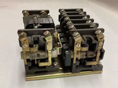 Used SYLVANIA _UNKNOWN_ Miscellaneous Equipment (Electrical & Power) Ohio US | Surplus Asset Holdings #1238943