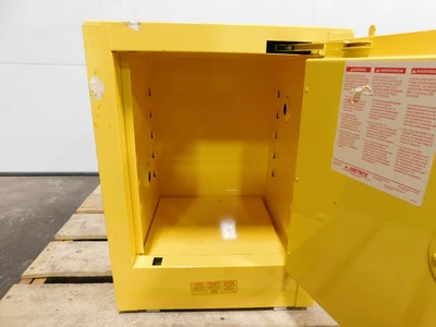 Used Justrite _UNKNOWN_ Hazardous Storage Units Ohio US | Equipment Recovery Corp. #1331280