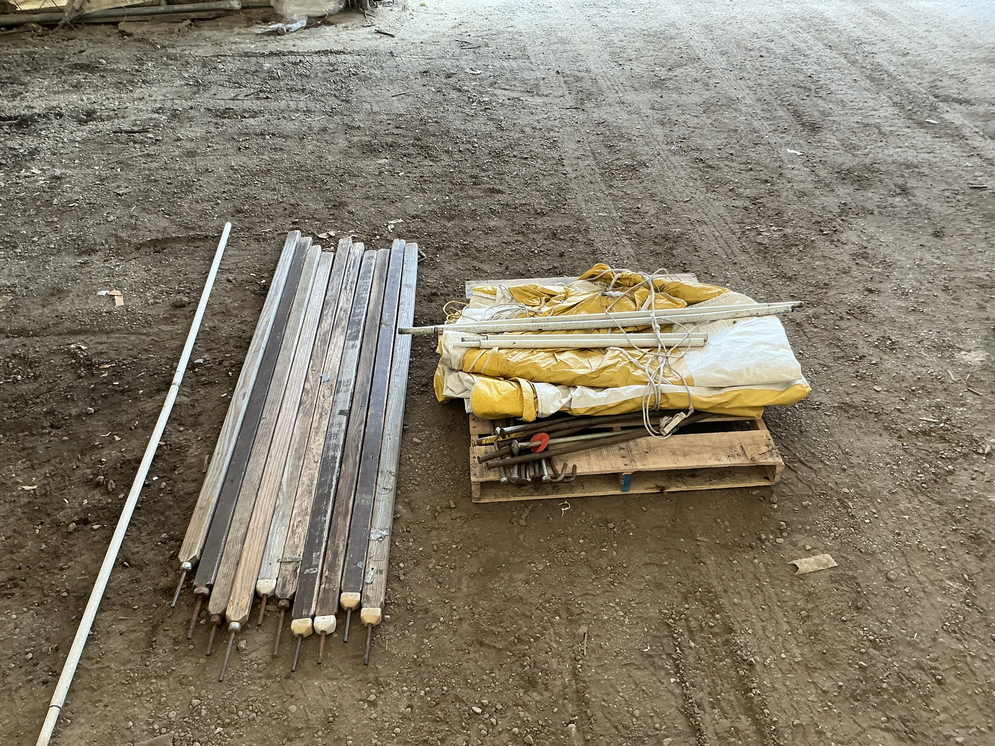 Used ANCOR 20X30 STAKE POLE YELLOW & WHITE COMPLETE TENT Party/Banquet Supplies Michigan US | Miedema Asset Management Group #1761441