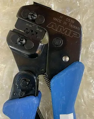 AMP H 0539 CRIMPER