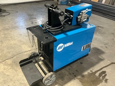 MILLER DIMENSION 652 CC/CV-DC Arc Welders | Direct Industrial (3)