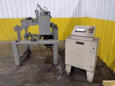 24"' WADDINGTON PRESS ROOM EQUIPMENT SERVO FEEDER: YOBRO #24884