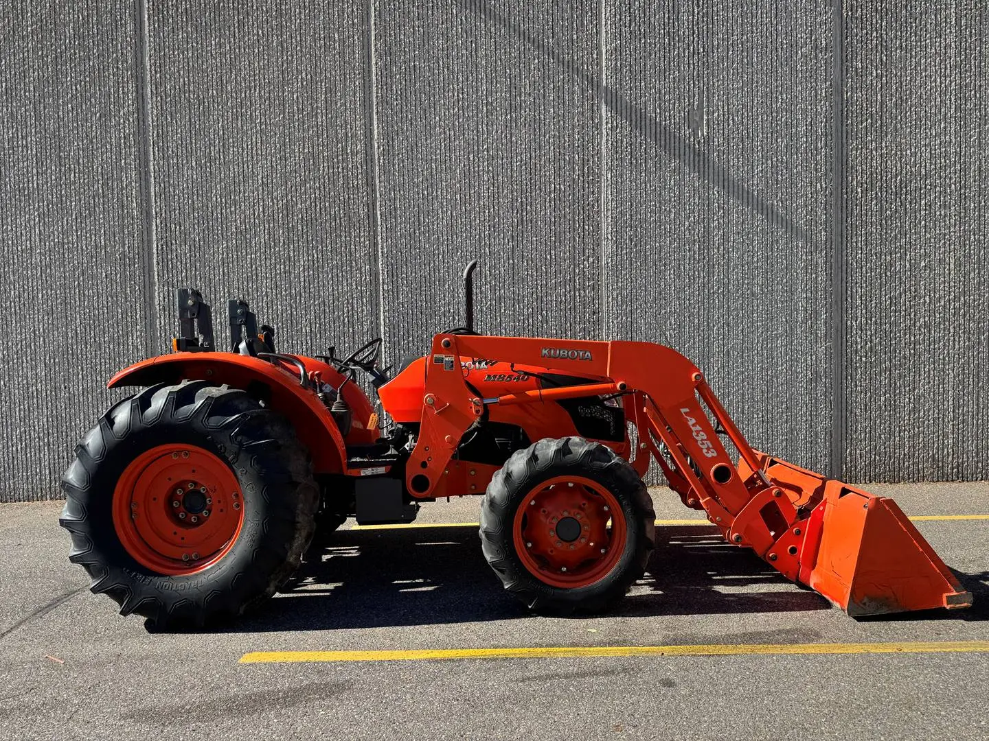 Used KUBOTA M8540 Tractor Loaders Minnesota US | Birnstengel Equipment #1554082