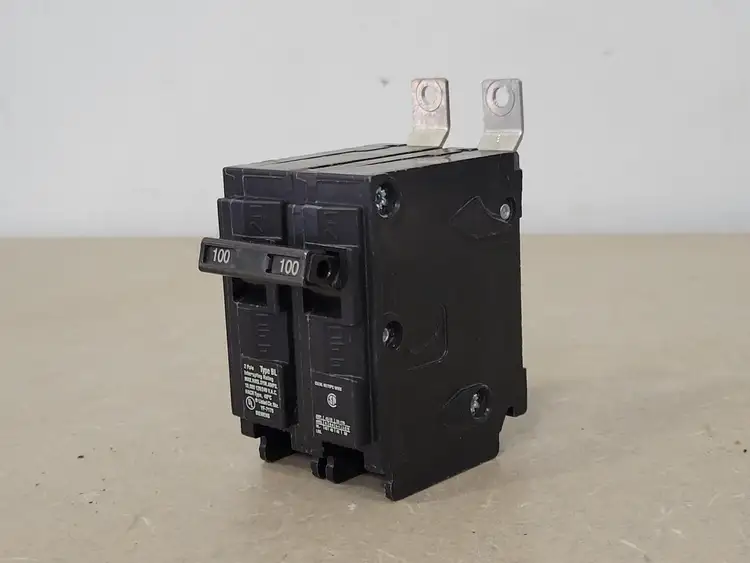 Used SIEMENS B2100 Switchgears British Columbia CA | Lenmark #239567