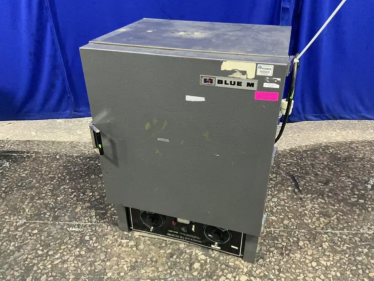 Used BLUE M ELECTRIC CO OV490A2 Heat Treating Units Ohio US | HGR 24 #1315113