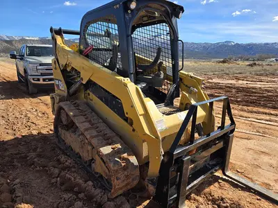 USED 2017 CATERPILLAR 259D