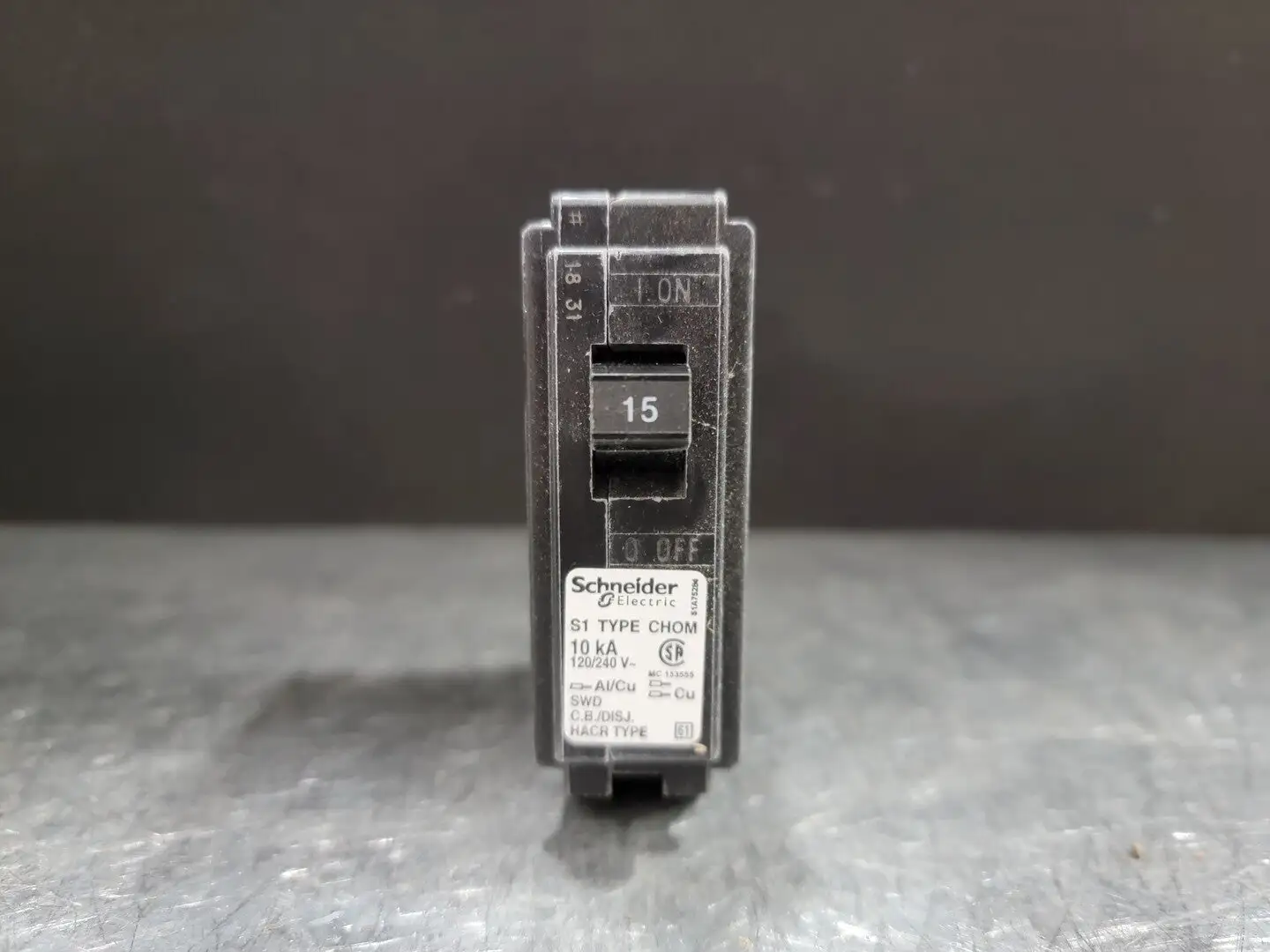 USED SCHNEIDER ELECTRIC CHOM115
