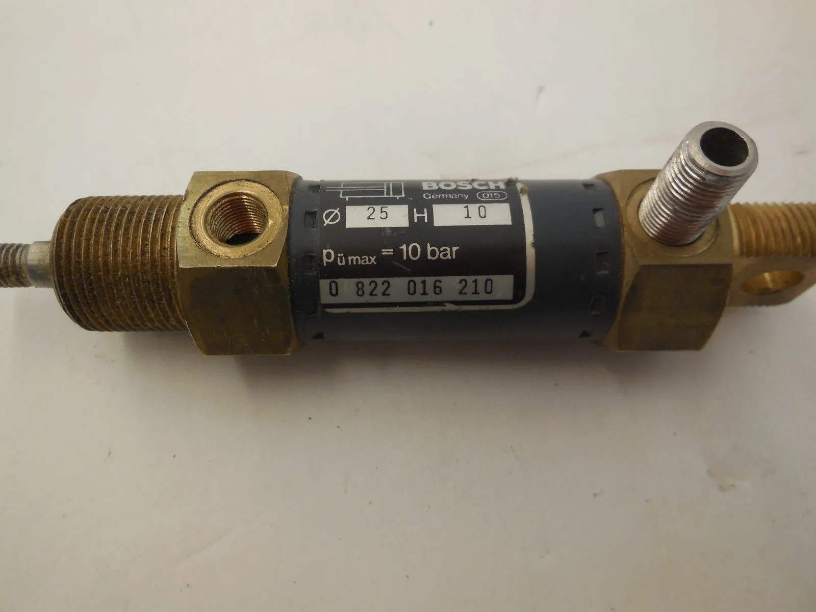 BOSCH 0-822-016-210 PNEUMATIC CYLINDER 0822016210