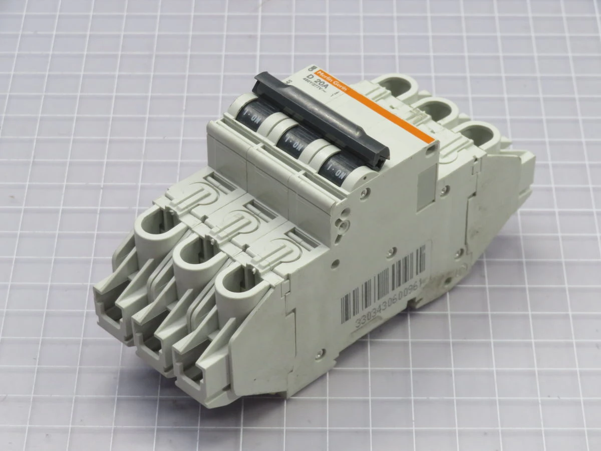 Used MERLIN GERIN _UNKNOWN_ Circuit Breakers Texas US | OCO Industrial #1684859