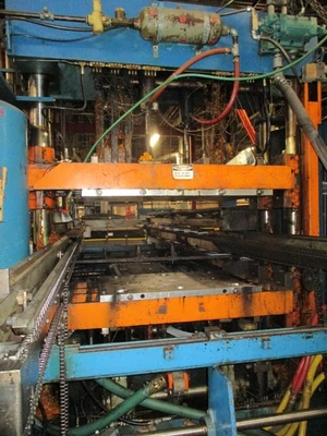 BROWN MC5500 TERMOFORMER Extrusion Other, Thermoformer | Mark One Machinery (1)