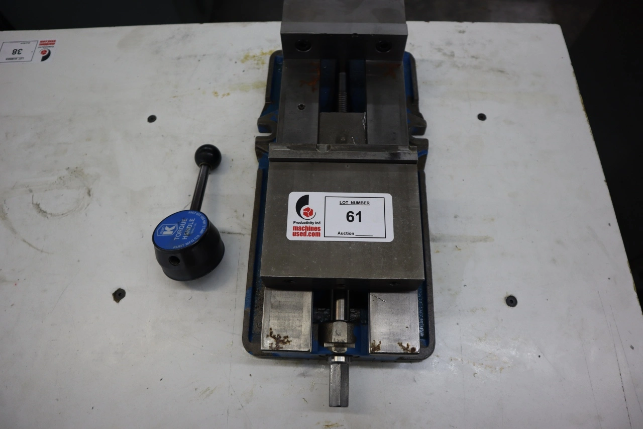 Used KURT WORKHOLDING SOLUTIONS D688 Vises Minnesota US | Machinesused.com #1365987