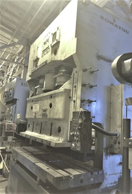 USED 1988 KOMATSU PRESSES KOMATSU OBW200-2 PRESS