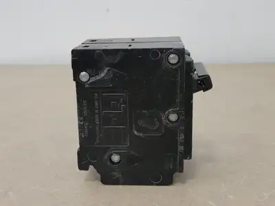Used SIEMENS Q2100 Switchgears British Columbia CA | Lenmark #239823