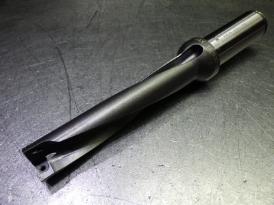 Sandvik .656" Coolant Thru Indexable Drill 3/4" Shank A880-D0656LX19-05 (LOC1219B)