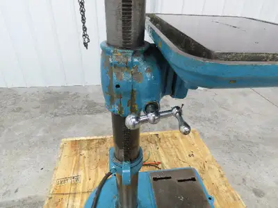 Rockwell Delta 17-600 Drill Press 17" #2 Morse Taper 5" Stroke 3/4 HP 230/460V
