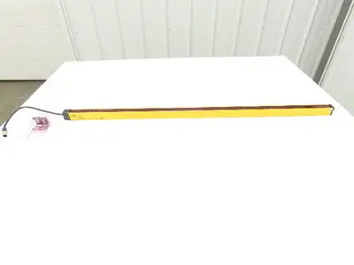 STI MC478R-20-900-X Micro Safe MC4700 Series Light Curtain Transmitter 900mm