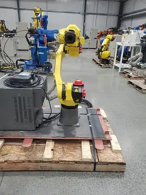 USED 2012 FANUC M-10IA
