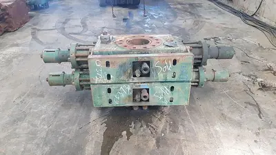 USED SHAFFER 7 1/16" 3M DOUBLE RAM BOP
