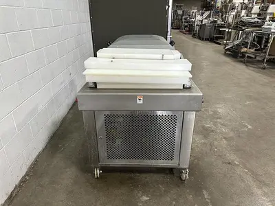 USED XTRAVAC PACKAGING MACHINES 860A