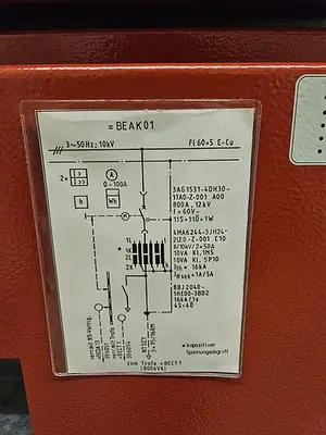 USED 1993 SIEMENS 88J20  10 KV SWITCHGEAR