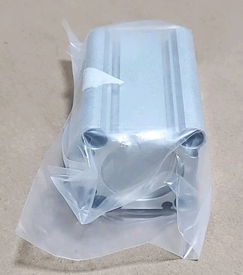 NEW SMC CDQ2B32-30DZ