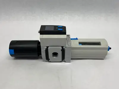 USED FESTO FILTER REGULATOR 526490 W/ DIGITAL SWITCH