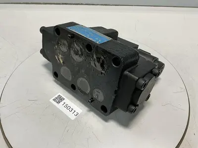 USED VICKERS DG4V-3S-6C-M-U-HL7-60-EN490-B13