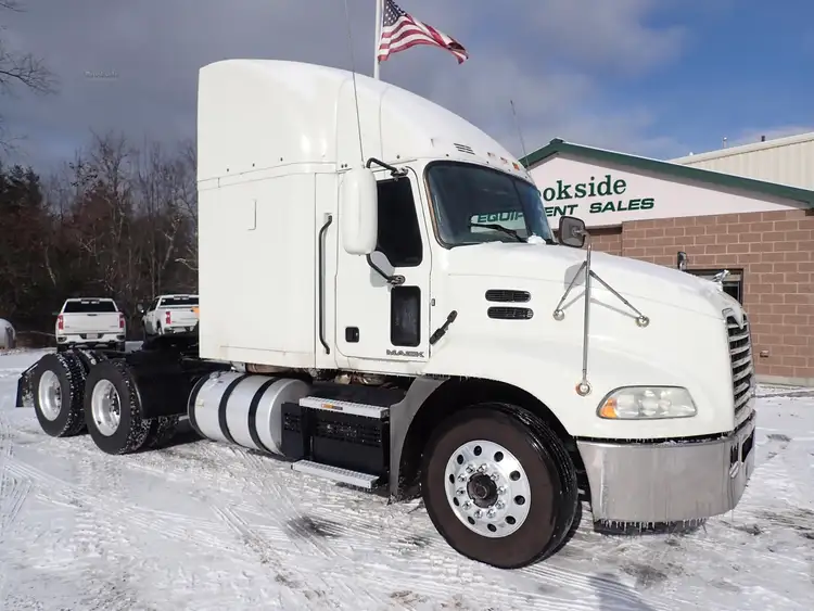 Used 2018 MACK PINNACLE CXU613 Conventional trucks Massachusetts US | Brookside Equipment Sales #1422210