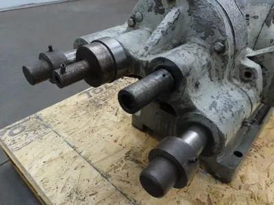 Vintage Horizonal Drill Head Unit Dual Spindles 1.5Hp Louis Allis 220/440V 3Ph