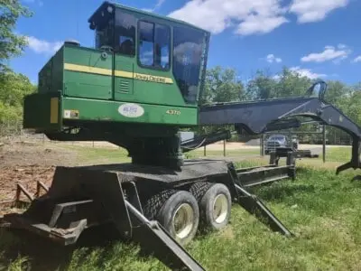 Used JOHN DEERE 437D Log Loader Nebraska US | Trustworthy Equipment #1403452