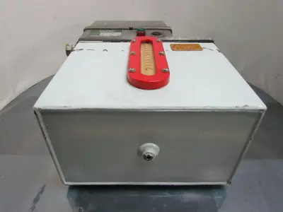 Vogel Mini5/BWW6 TK5 Centralized Lubrication Pump w/Reservoir .25 Liter/Minute