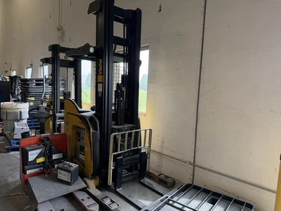 Used YALE NR045EANM36TE119 Reach Trucks New Jersey US | Miedema Asset Management Group #1423257