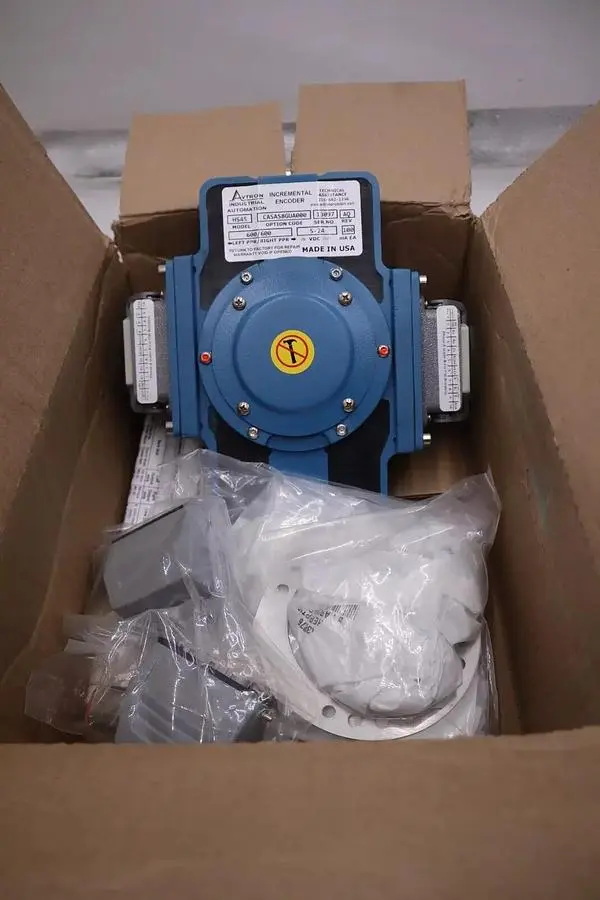 NEW Avtron Incremental Magnetic Encoder HS45 Part CASAS8GUA000 SER 13097 #5570