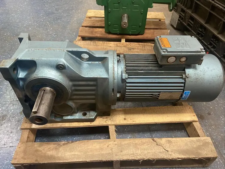 Used SEW-EURODRIVE K87DV132S4BMS8HR Speed Reducers | Surplus Asset Holdings #1205483
