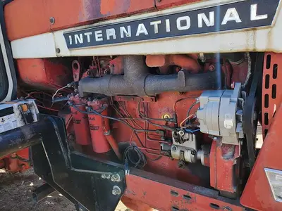USED 1971 INTERNATIONAL 856