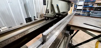 USED ACCURPRESS ADVANTAGE 7608