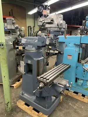 1011-470 Bridgeport 1-1/2 HP Vertical Ram Type Turret Milling Machine, Model BR2J