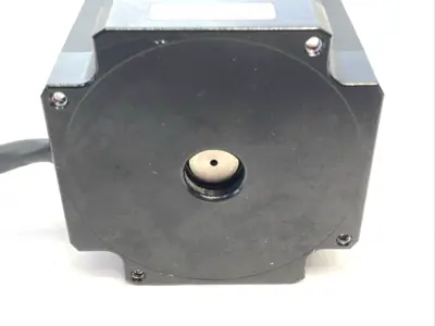 USED APPLIED MOTION PRODUCTS HIGH TORQUE STEP MOTOR NEMA 34, 2-PHASE HYBRID