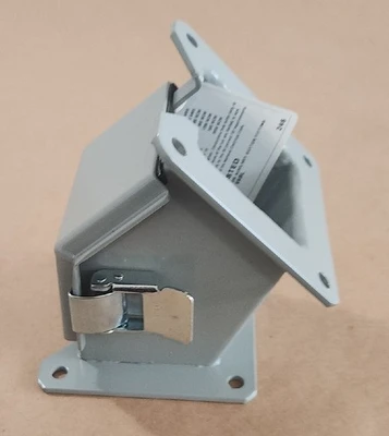 NEW Hammond Manufacturing 1485B4Q