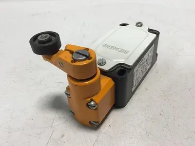 USED SIEMENS 3SE3 120-1J-ZX