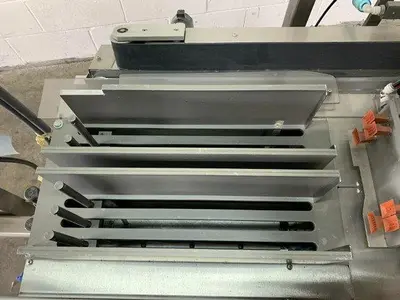 Urania PouchPro Pouch Handling System