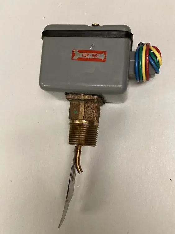 Used JOHNSON CONTROLS F16MG-1C Relays & Switches | Surplus Asset Holdings #1205789