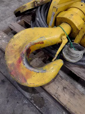 30 TON KULI COIL CRANE HOOK: STOCK #23409