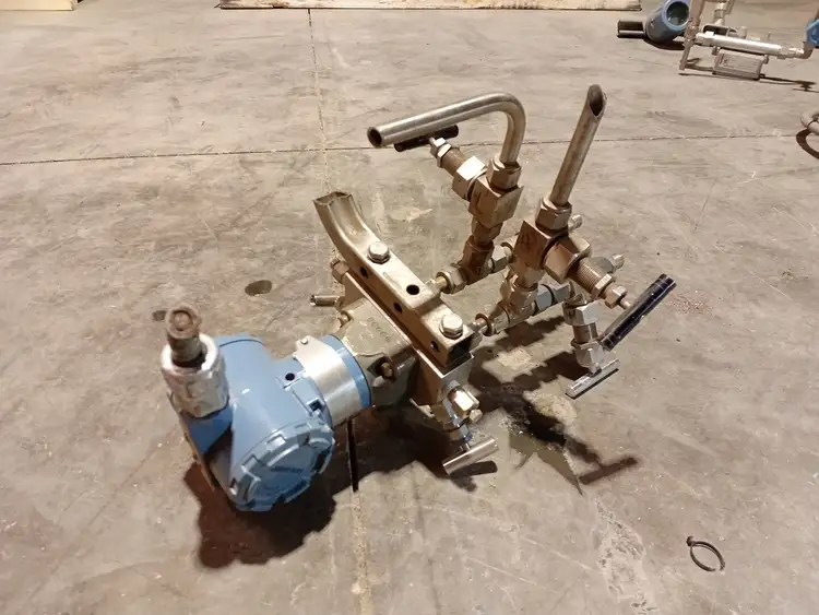 Used ROSEMOUNT 3051CD2A02A1AS5C604 Misc Electrical & Power Parts British Columbia CA | Lenmark #415327