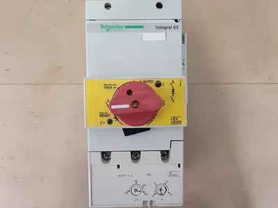 Used SCHNEIDER ELECTRIC LD4LD030FC Switchgears British Columbia CA | Lenmark #239429