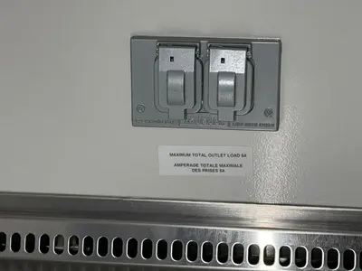 Used _UNKNOWN_ _UNKNOWN_ Biological Safety Cabinets Rhode Island US | Federal Equipment Company #1347630