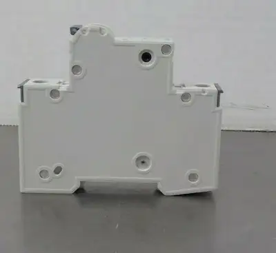 SIEMENS 5SY41 MCB C4 CIRCUIT BREAKER / 5SY4104-7 / ~230-400V 4E-5