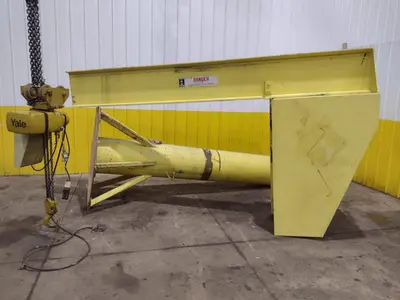 5 TON x 8' x 10' JIB ARM CRANE W/ 3 TON YALE HOIST: YOBRO #24982