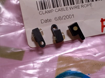 UNIVERSAL INSTRUMENTS 44326301 CLAMP CABLE WIRE ROPE - LOT OF 3 - NEW